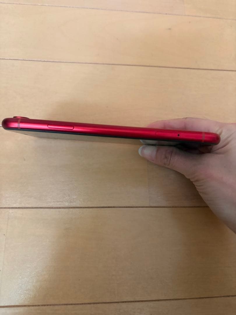 Apple iPhone XR (赤色) 本体　64GB