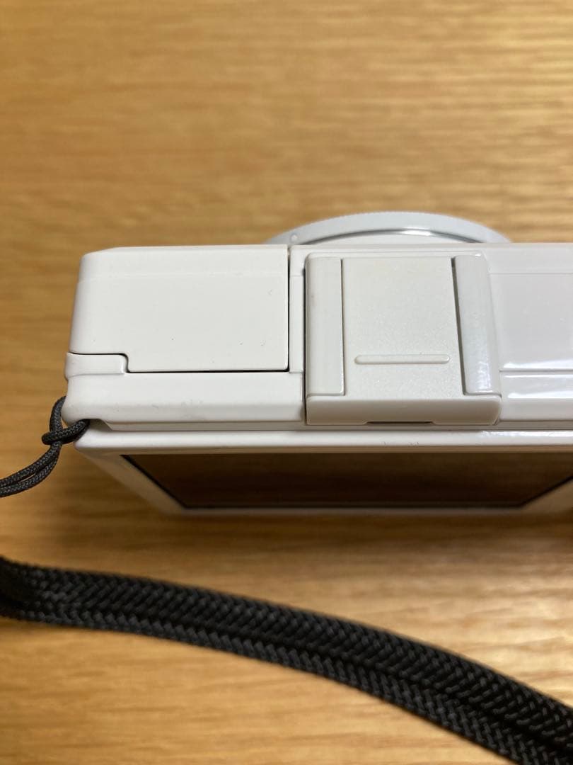 【最終価格】RICHO GR DIGITAL IV ホワイトエディション