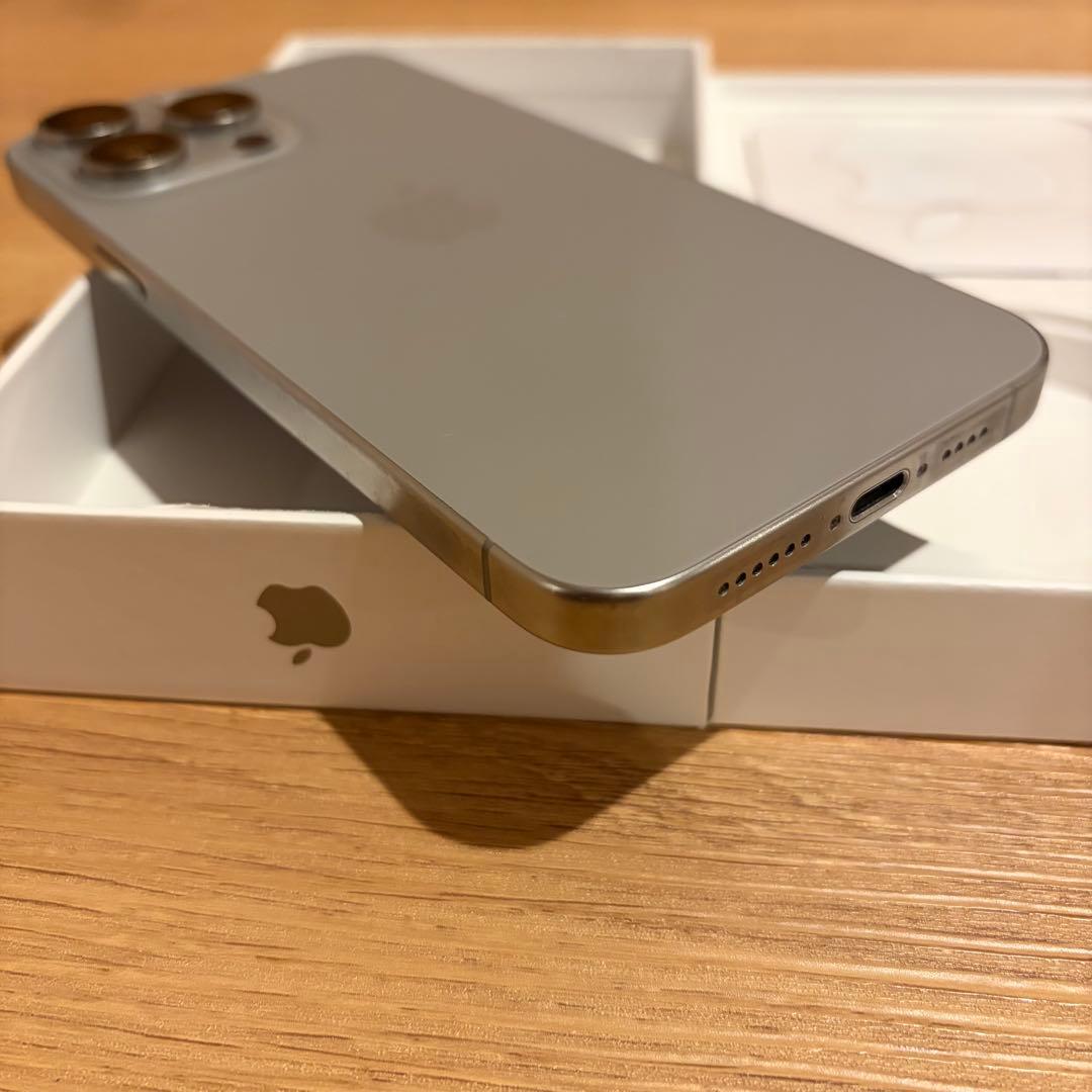 iPhone 15 Pro Max 256GB ナチュラルチタニウム ジャンク