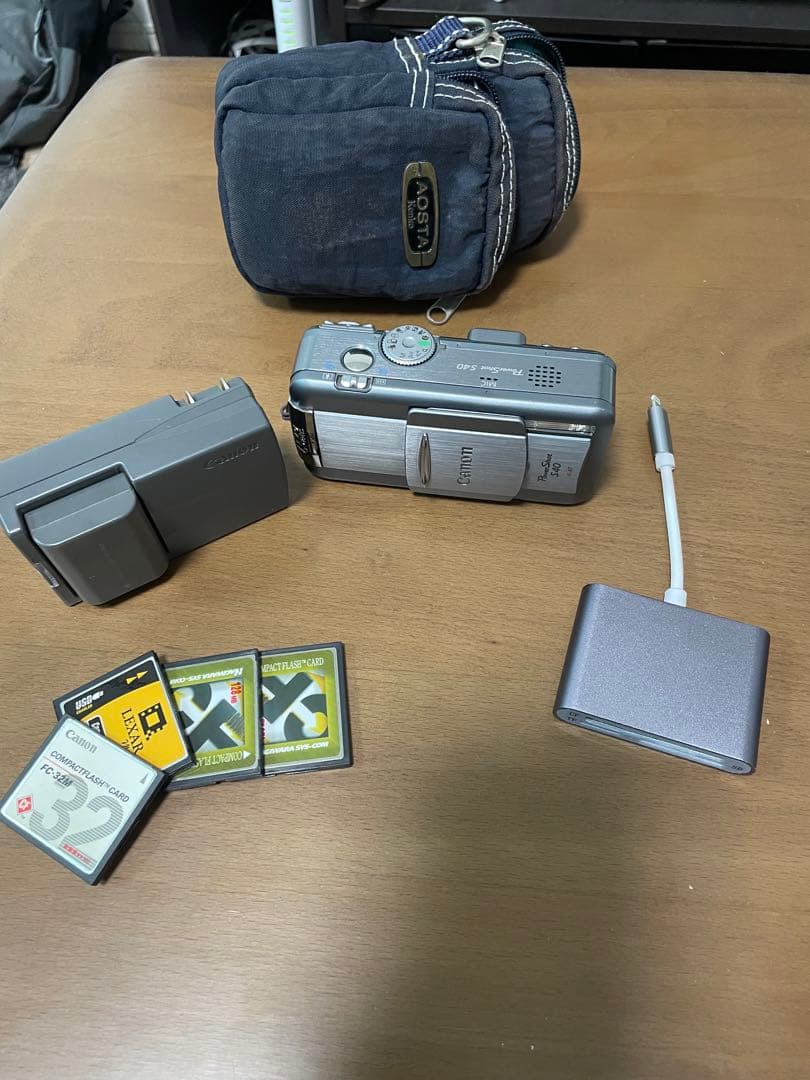 コンパクトデジタルカメラCanon PowerShot S40 動作確認済み