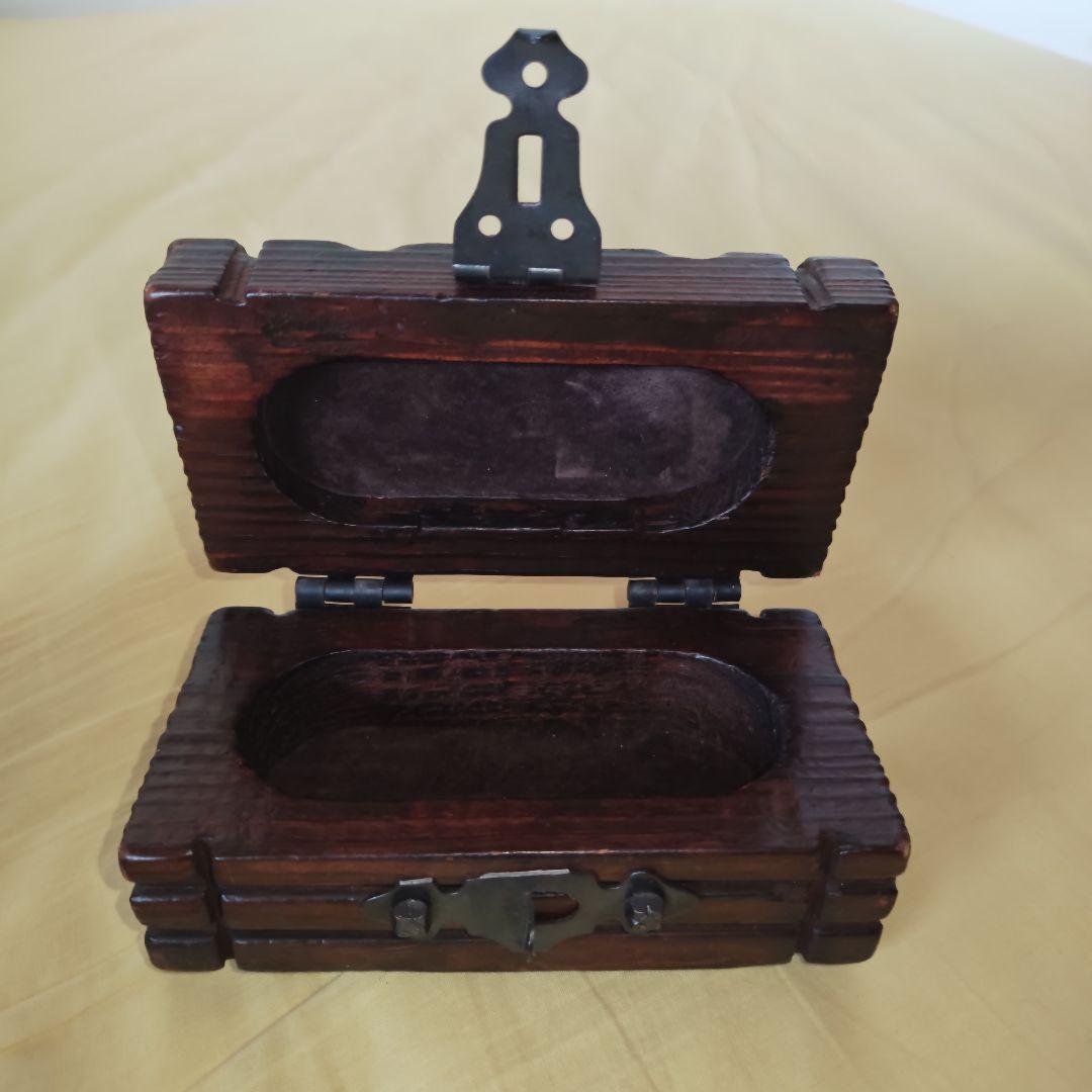 【良品2個セット】スペイン製 木製 小物入れ　アクセサリーケース　飾り鋲　木箱