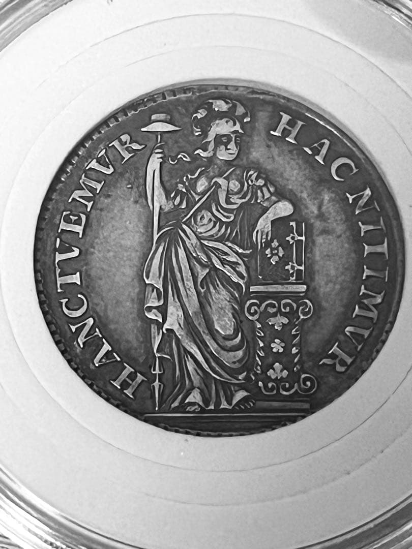 極希少　オランダ銀貨　1748 10スタイバー銀貨　1／2グルデン