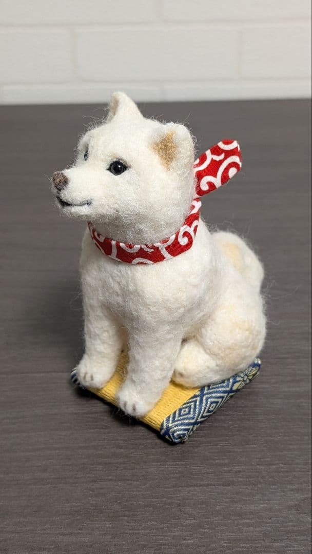 柴犬　羊毛　羊毛フェルト　ハンドメイド　白柴