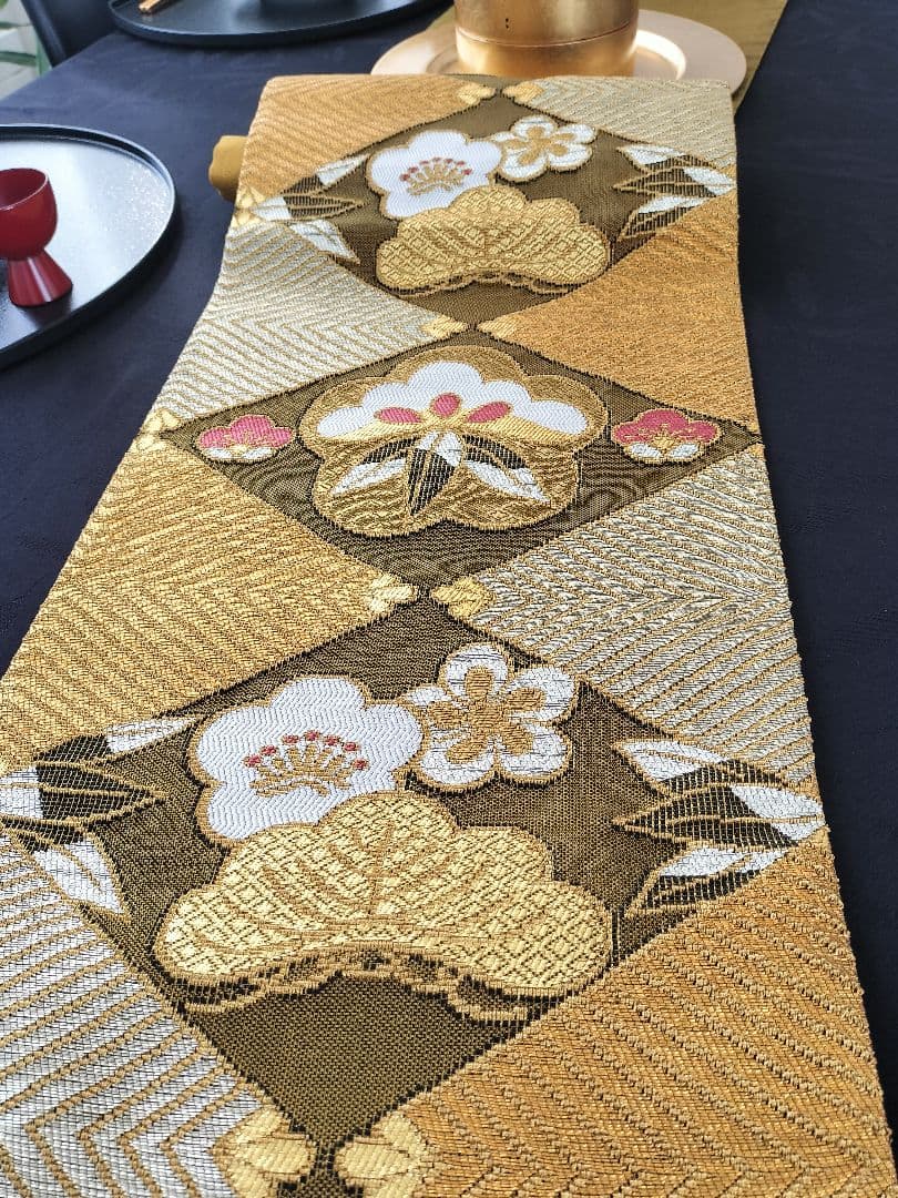 A870★逸品‼️豪華刺繍‼️テーブルランナー2m22cm