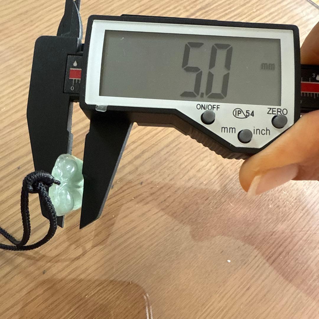 翡翠 葉っぱ型 ペンダント 2個