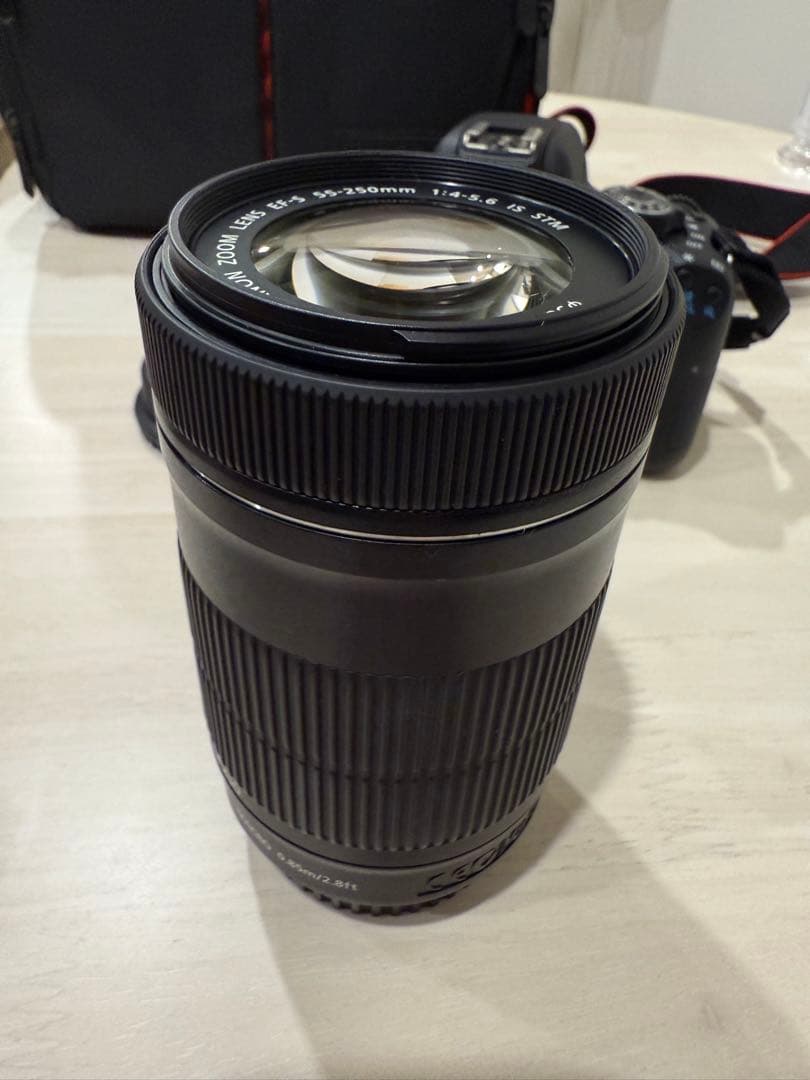 Canon EOS kiss x8i ダブルレンズ デジタル一眼レフ 特典付き