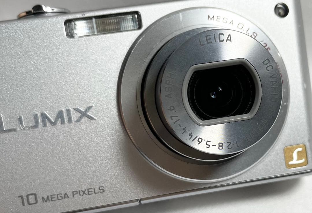 【完動品】Panasonic LUMIX DMC-FX35 デジタルカメラ