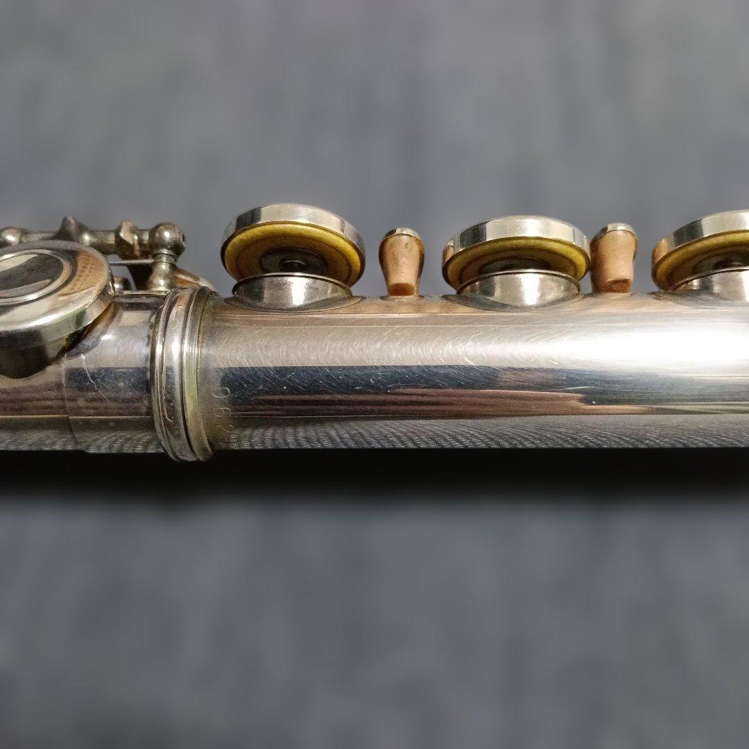 YAMAHA　 YFL‐31 　フルート　 ハードケースと掃除棒付き　中古
