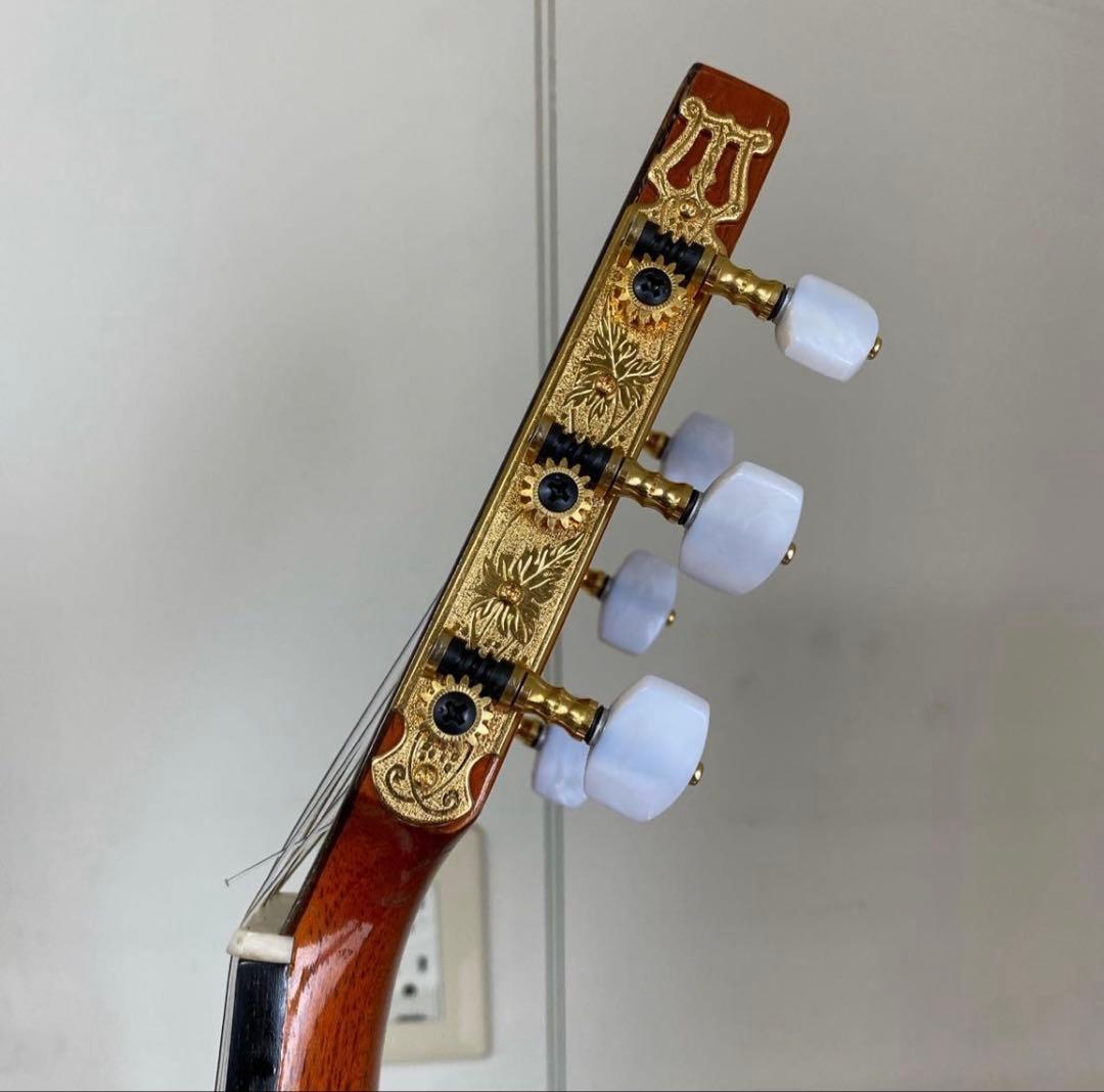 フラメンコギター コンデ エルマノス 白 CONDE HERMANOS 3054