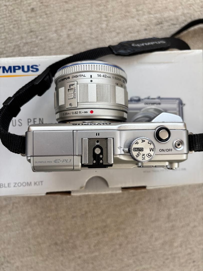デジタルカメラ OLYMPUS PEN E-PL1 DOUBLE ZOOM KIT