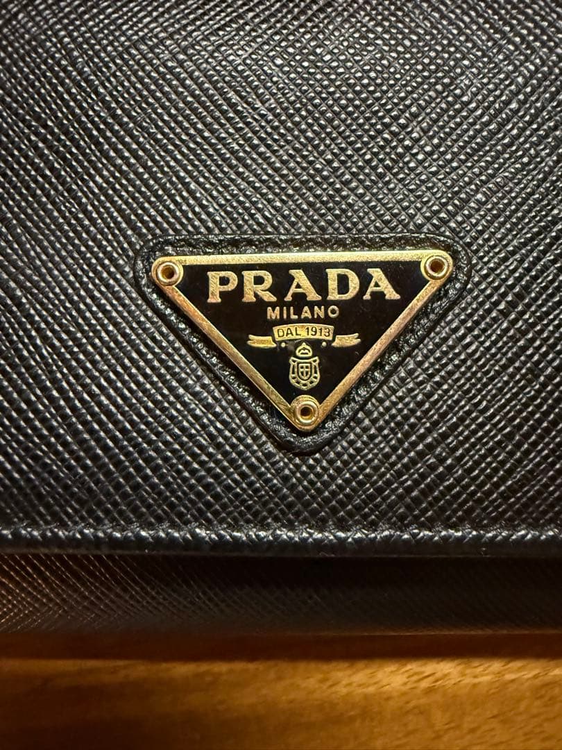 PRADA長財布　プラダ