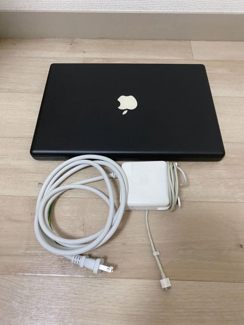 【貴重！！】Black Macbook