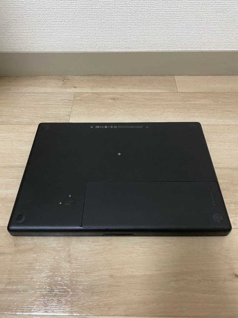 【貴重！！】Black Macbook