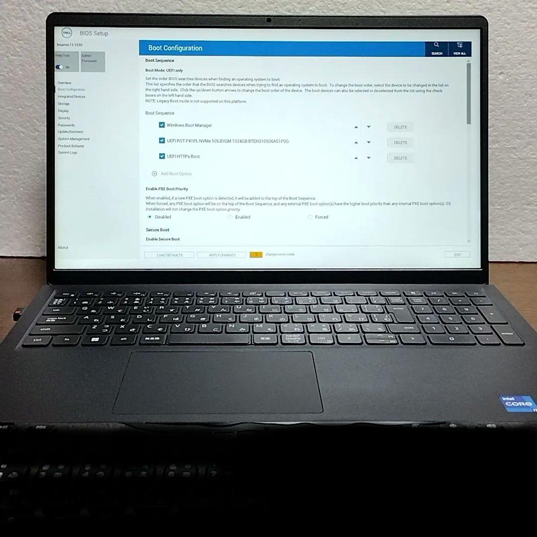 ジャンク ノートPC DELL Inspiron 15 3530 i7 16GB