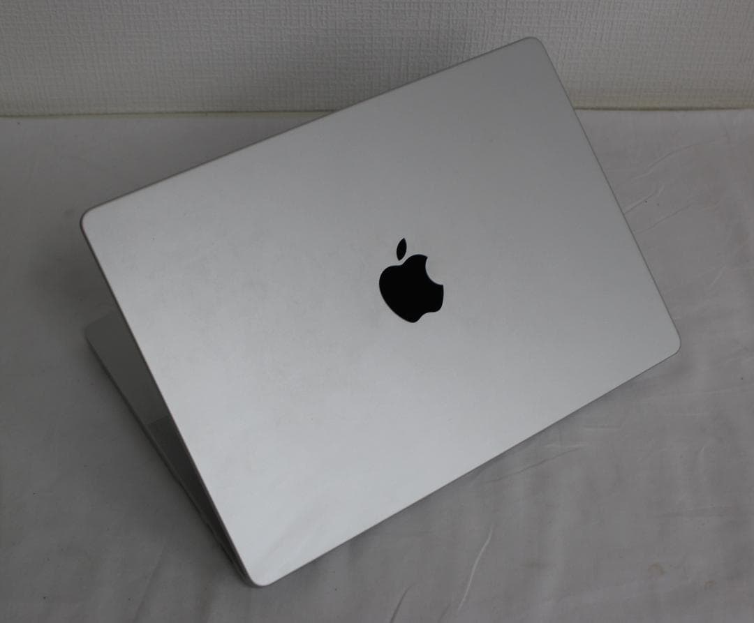 美品 MacBook Pro 14 M1Pro 32GB 1TB (動作確認済)