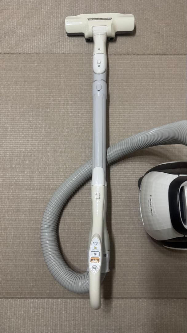 【2018年製】パナソニック 紙パック式掃除機 MC-PKL19A 軽量
