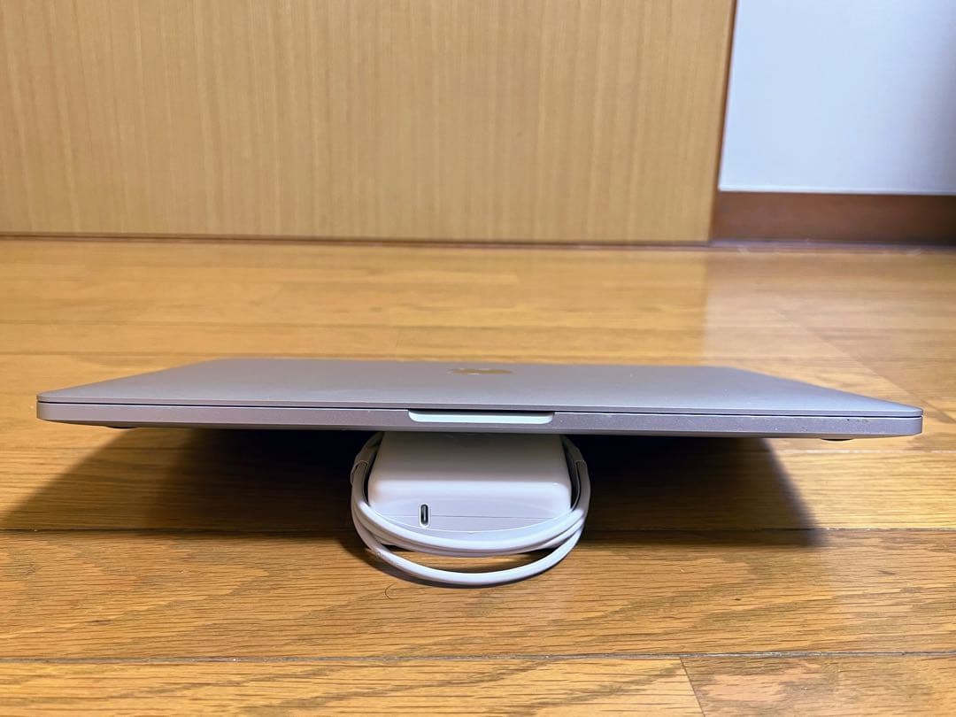 【M2 / 512GB】MacBook Pro 13インチ 動作良好・格安