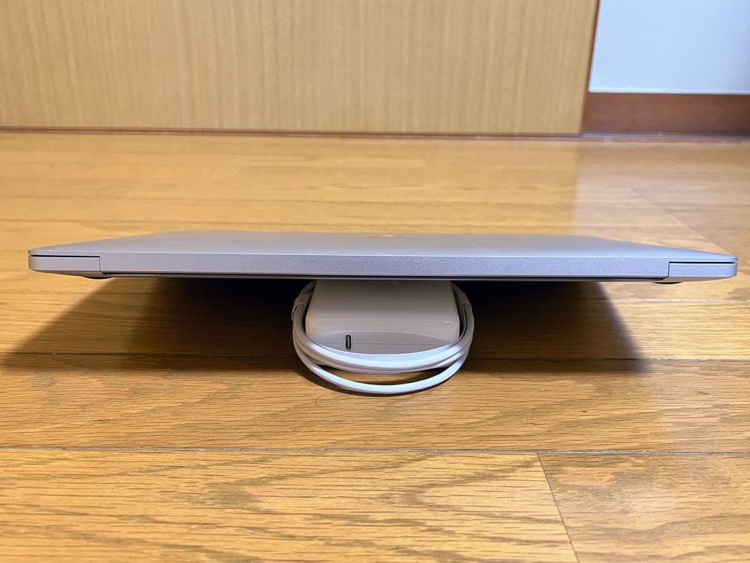 【M2 / 512GB】MacBook Pro 13インチ 動作良好・格安