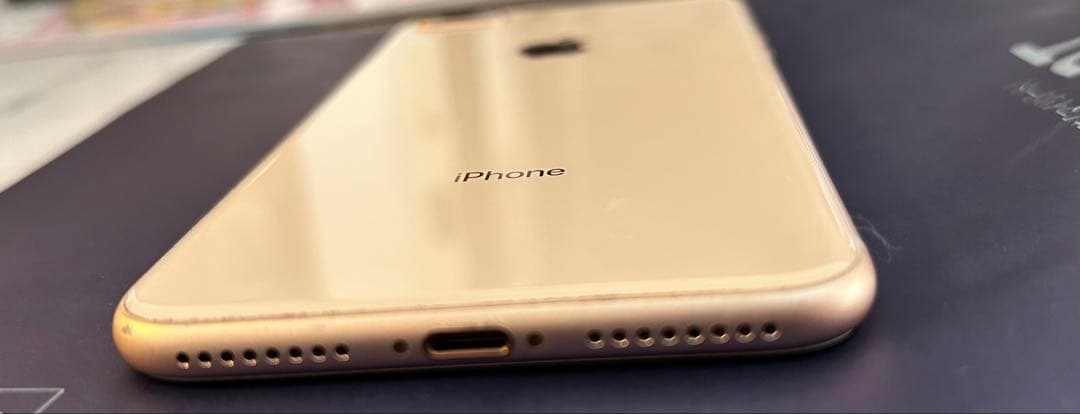 iPhone 8 Plus 64GB ピンクゴールド系 SIMロックなし