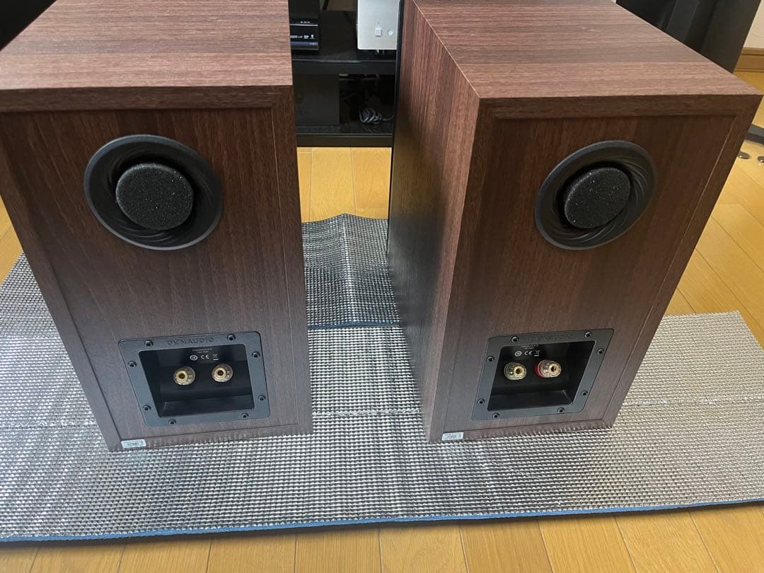 スピーカー・ウーファー dynaudio EMIT20