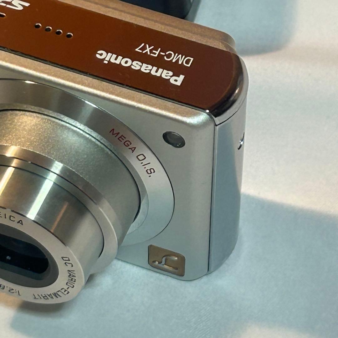 美品 Panasonic LUMIX DMC-FX7 デジタルカメラ