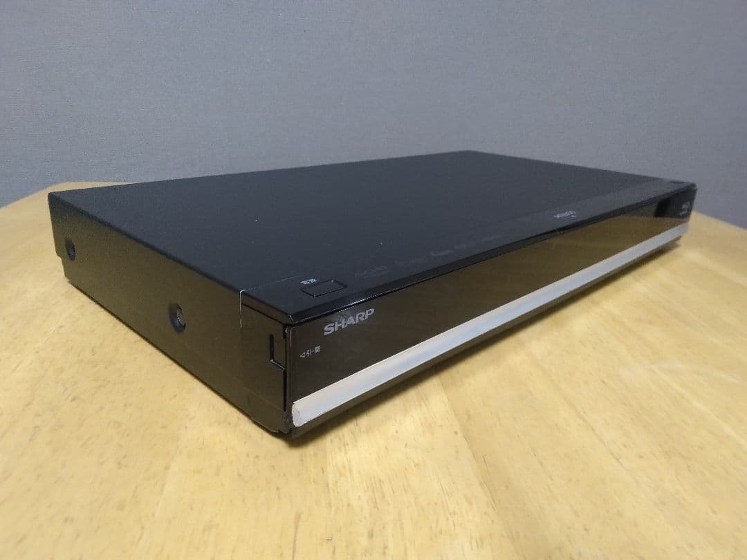 SHARP AQUOSブルーレイ BDーW580 2番組同時録画　保証付き
