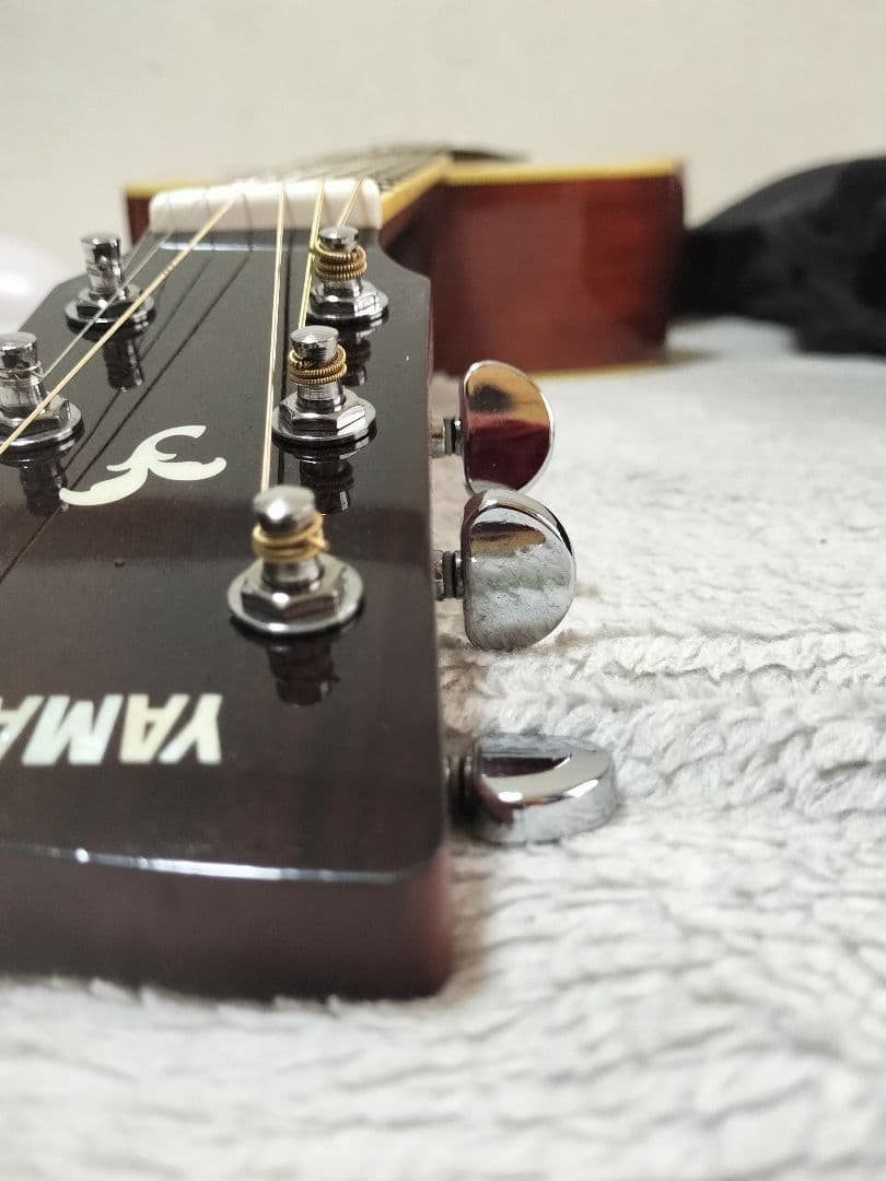 YAMAHA FS-720S ナチュラル TOP単板 小ぶり オマケ付 キズあり