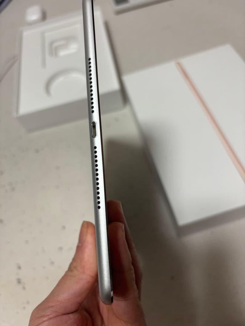 Apple iPad Air 2 32GB バッテリー93%