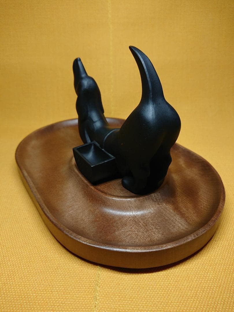 いぬ　犬　金属　オブジェ　置物　インテリア　工芸品　美術品　A3235