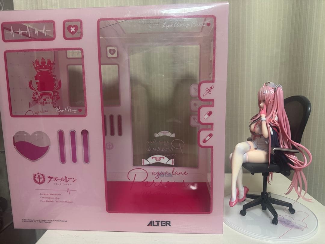 パーシュース 1/7フィギュア　アルター