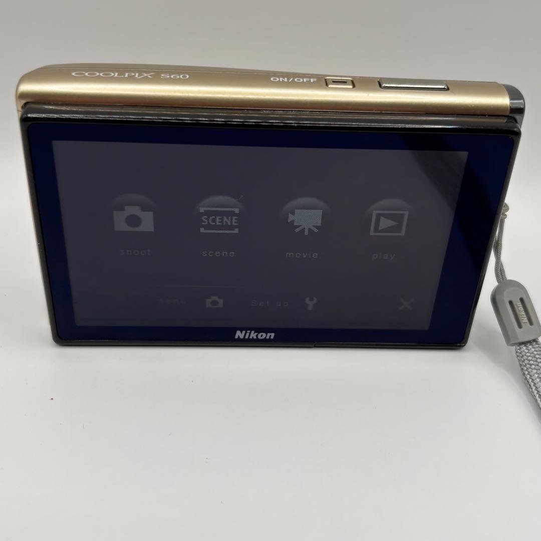 【美品】NIKON COOLPIX S60 ゴールド コンパクトデジタルカメラ