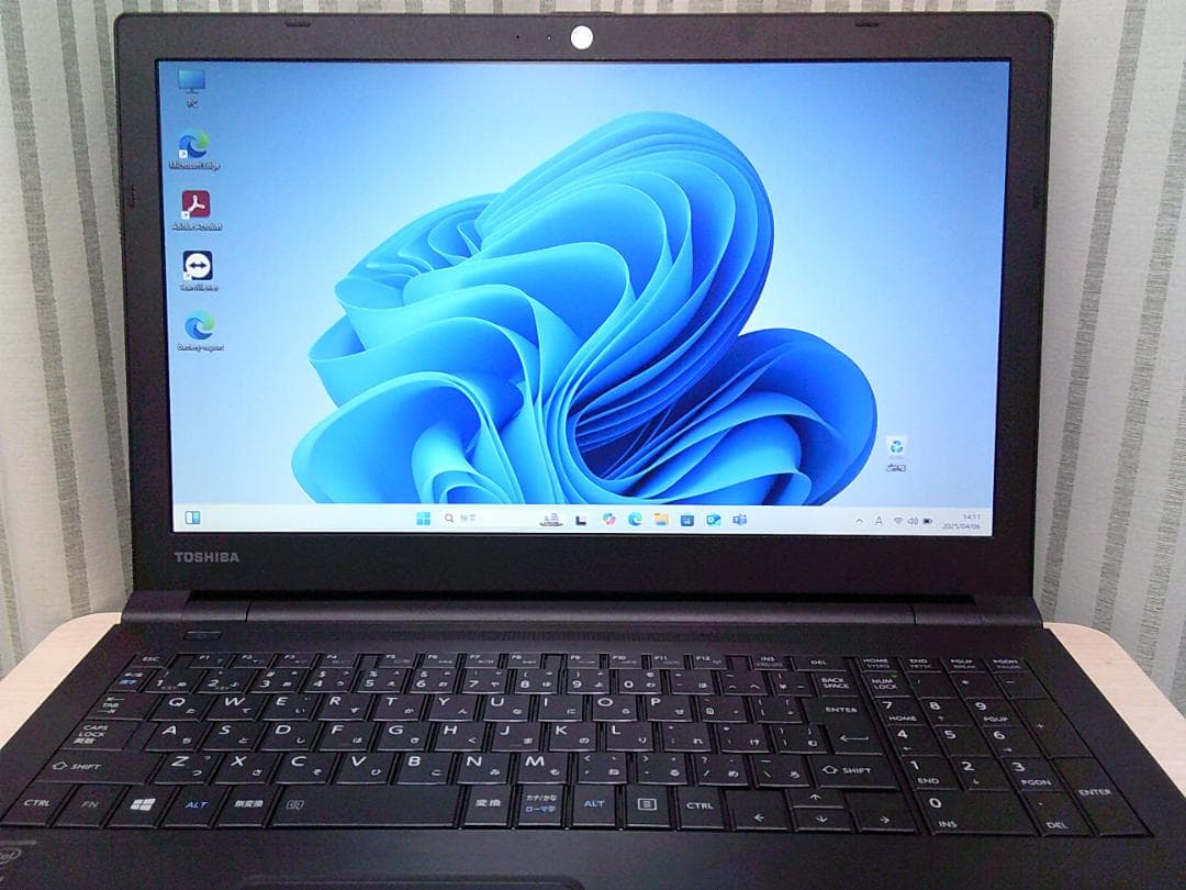 美品TOSHIBA R35/M/8GB/SSD256GB/Win11Pro