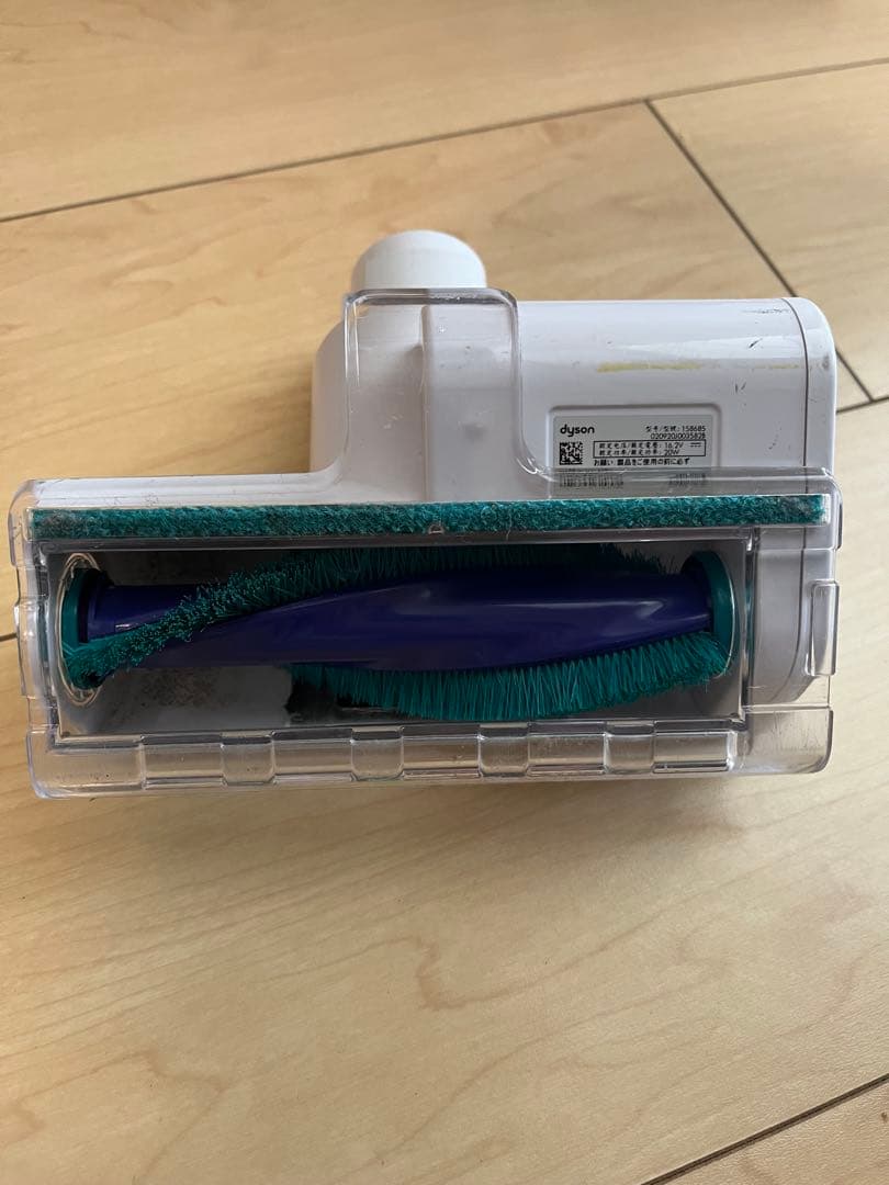 dyson v7 スティッククリーナー 掃除機　ノズル5点付き
