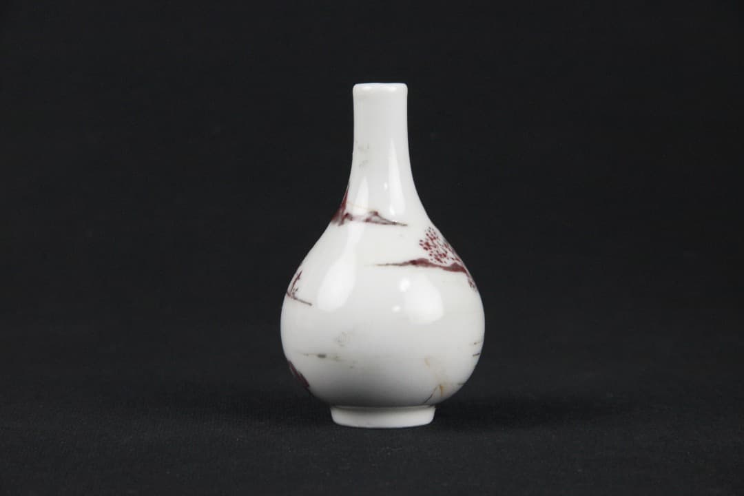 中国美術　釉裏紅山水図　鼻煙壺　小瓶 清時代　景徳鎮　古陶磁器 ES19-11