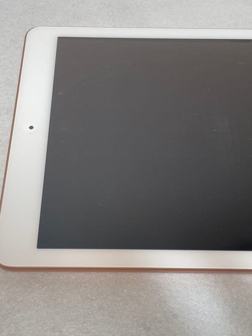 iPad 第6世代 32GB Wi-Fiモデル バッテリー 98% 動作良好