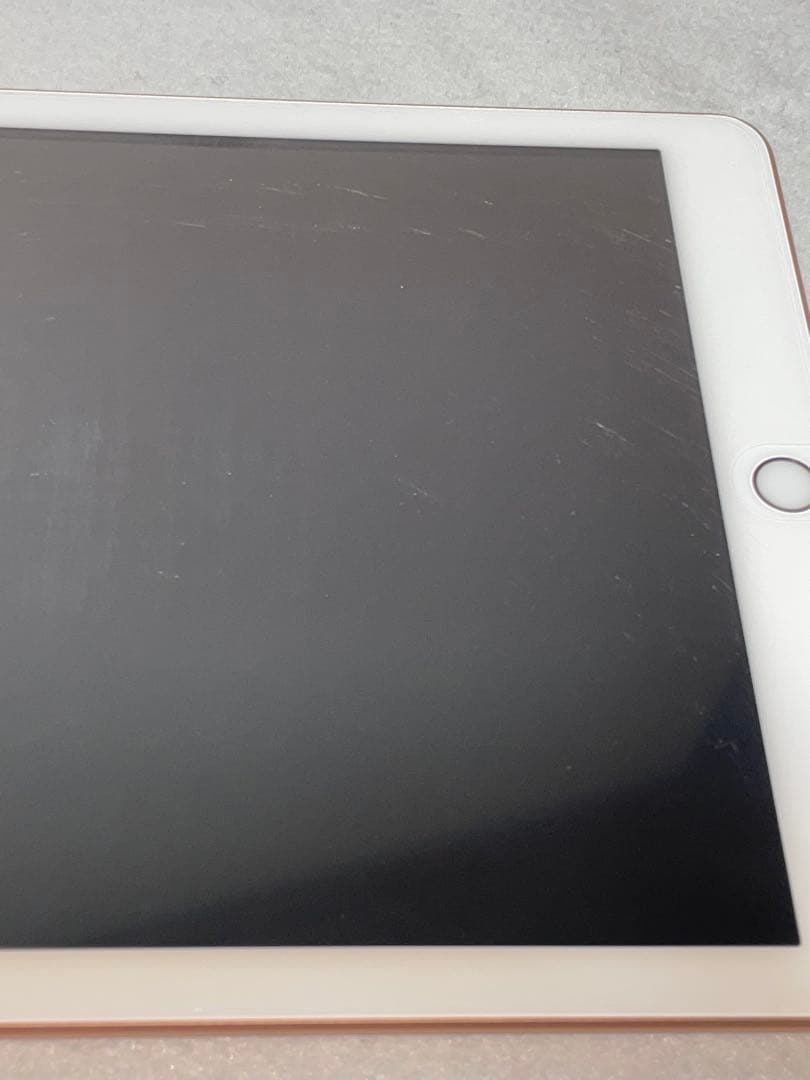 iPad 第6世代 32GB Wi-Fiモデル バッテリー 98% 動作良好