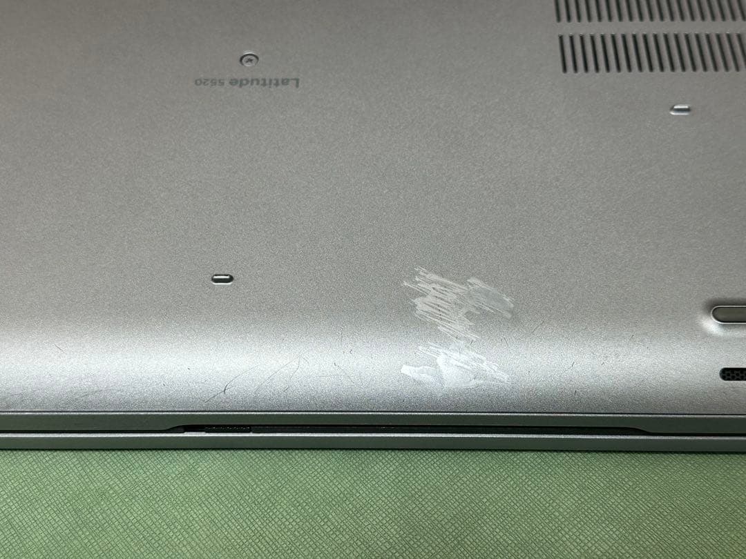 Windowsノート本体 DELL Latitude 5520 i5-1145G7 8 256 |3126