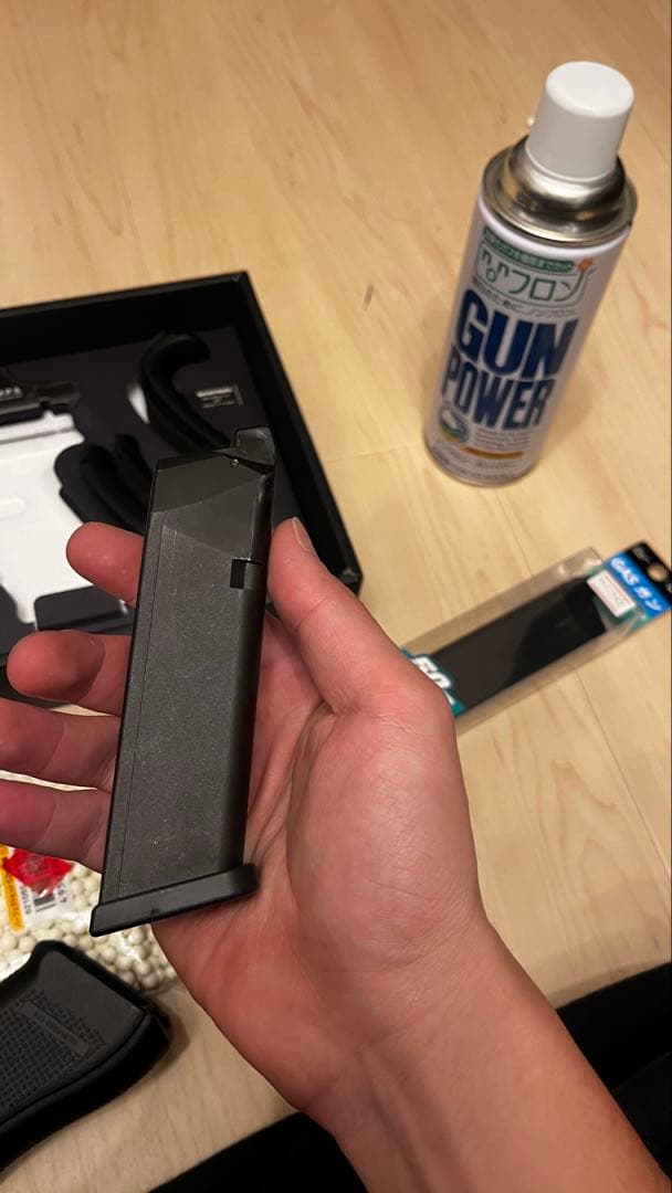 Glock 17 Gen4 【ガス ロングマガジン 0.2gBB弾付属】