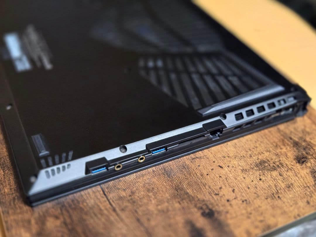 ベ*ラ様 GIGABYTE AERO 17 UHD i7-10875H RTX2