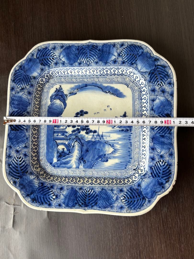 古伊万里 染付 ベロ藍 銘有 八角皿 唐草模様 山水楼閣 松絵 九谷 飾り皿