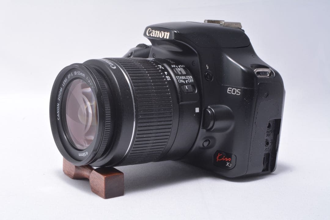 大特価❣️人物・風景が綺麗に撮れる✨Canon kiss X5 標準レンズセット