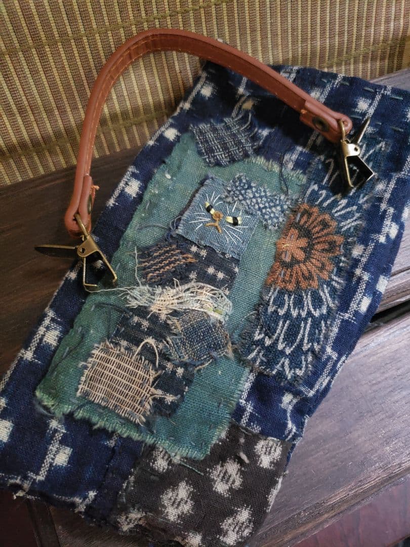 ❇️専用です。古布　襤褸　藍染　柿渋　草木染　他【藍猫モチーフ・スマホケース】