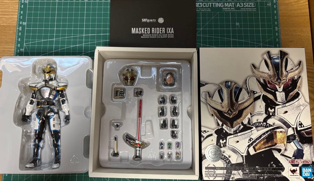 仮面ライダーイクサ　s.h.figuarts真骨頂