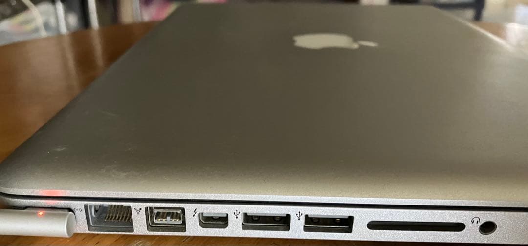 ジャンクMacBookPro13 2010 A1278 SSD512 8メモリ