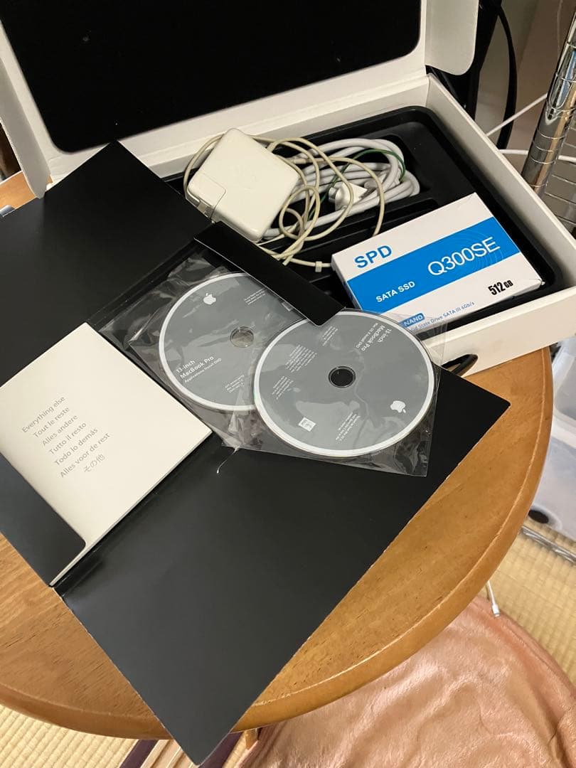 ジャンクMacBookPro13 2010 A1278 SSD512 8メモリ