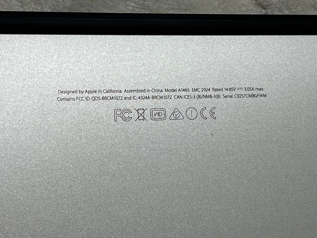 Apple MacBook Air 11インチ　2015 4GB 125GB