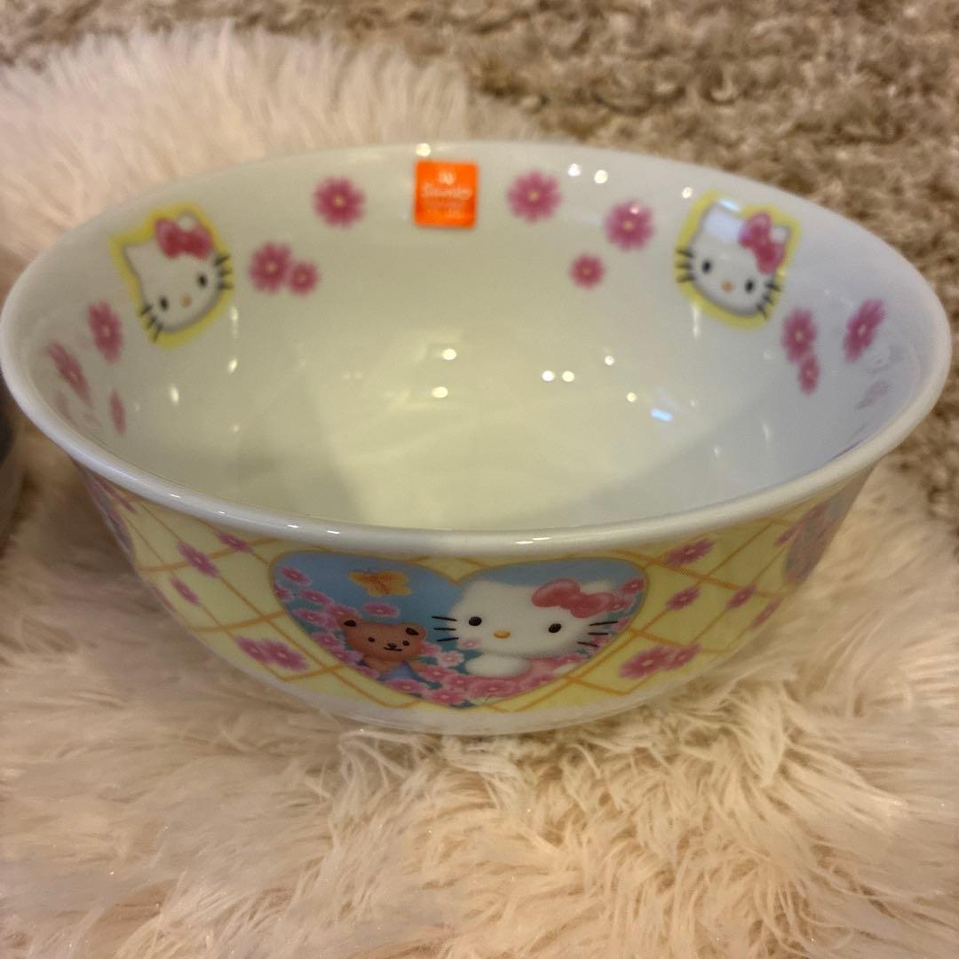 日焼けキティHELLO KITTY有田焼どんぶり　2個セット　ハローキティ　希少