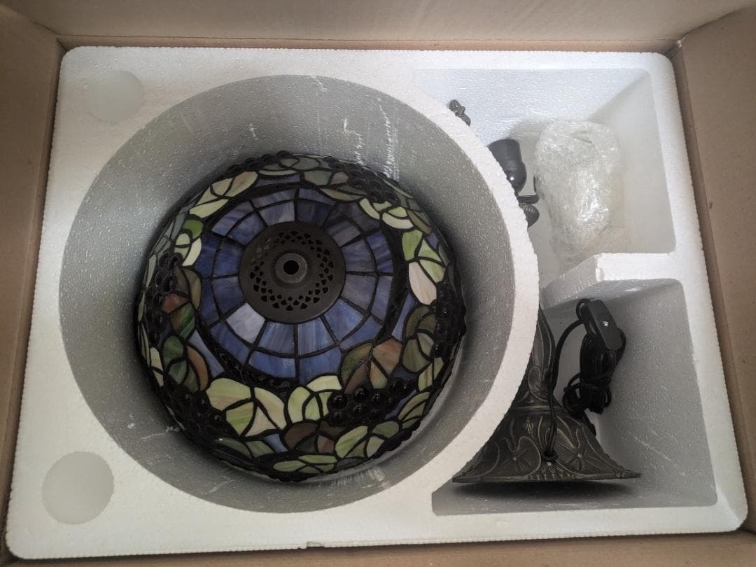 【新品】ステンドグラス スタンドライト テーブルライト アンティーク調 No.1