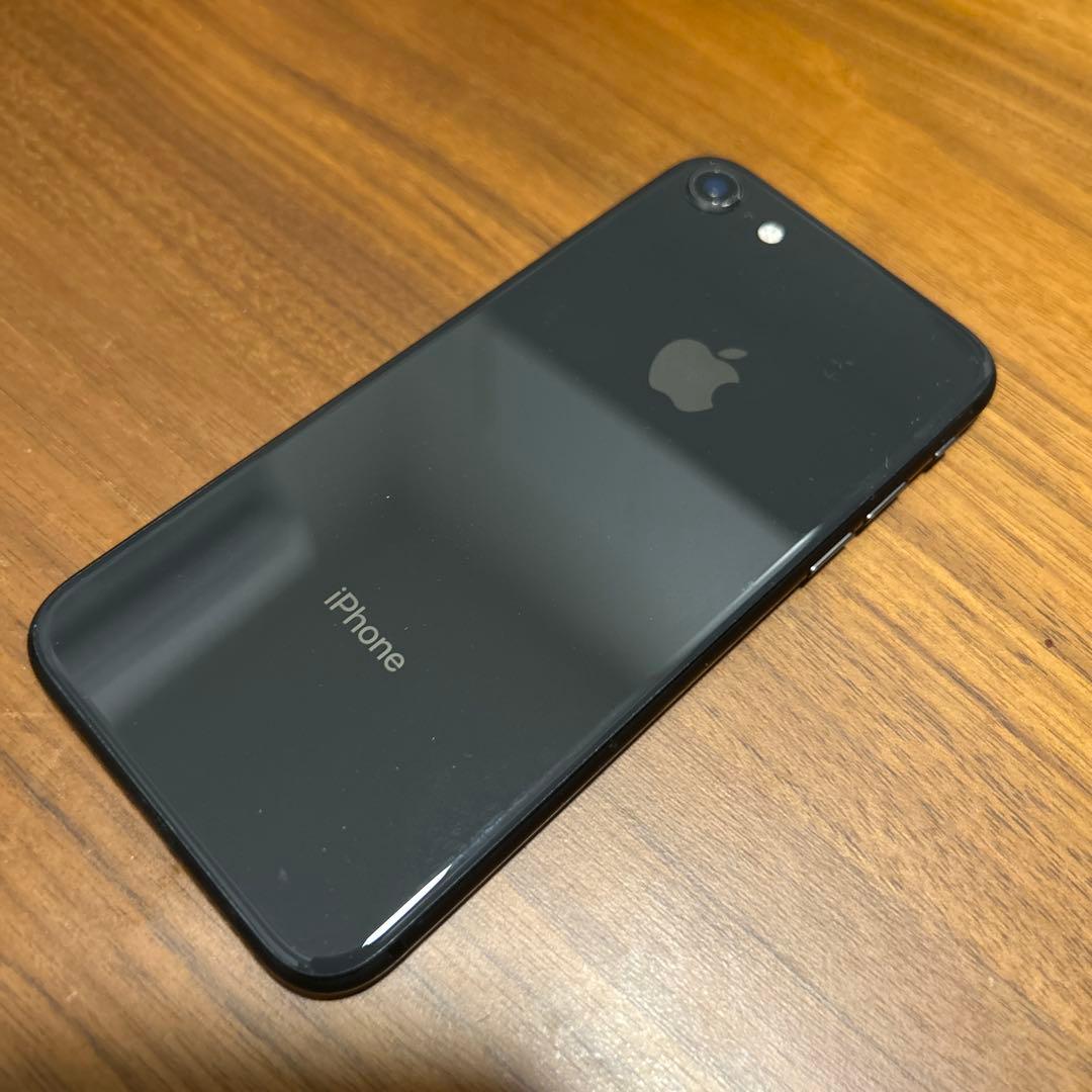 iPhone ブラック 本体