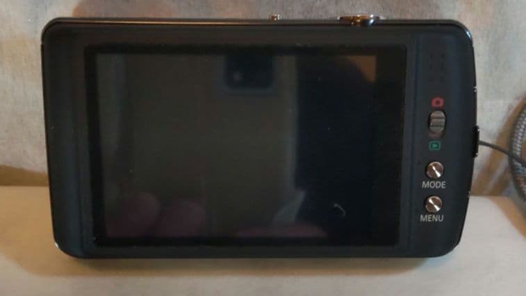 デジタルカメラ LUMIX FULLHD AVCHD